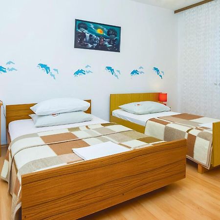 Beautiful Apartment In Omis With Wifi Ngoại thất bức ảnh