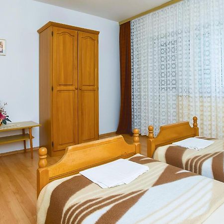 Beautiful Apartment In Omis With Wifi Ngoại thất bức ảnh