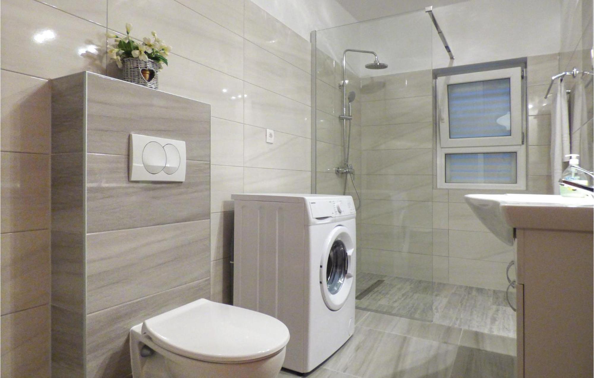 Beautiful Apartment In Omis With Wifi Ngoại thất bức ảnh