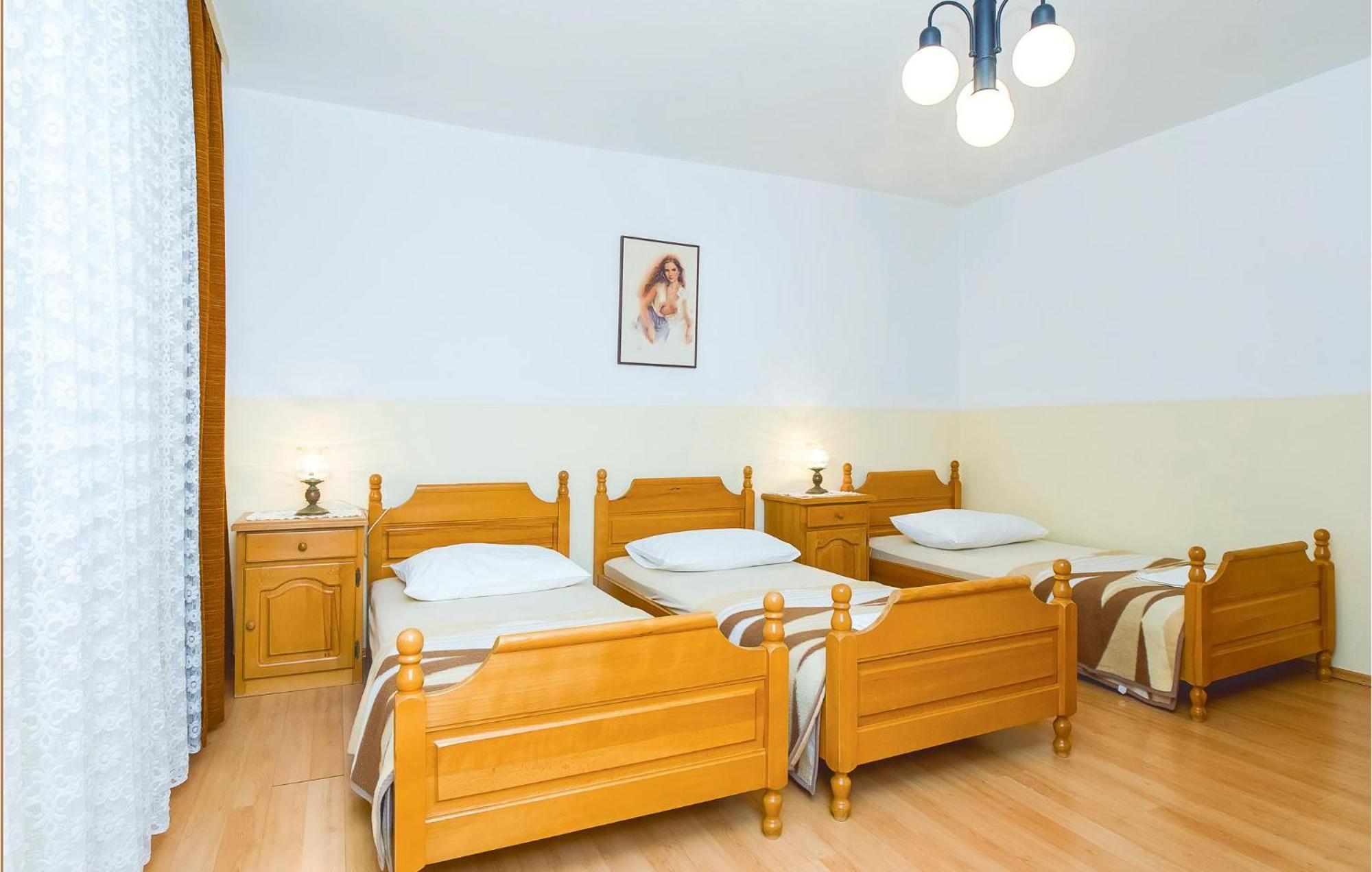 Beautiful Apartment In Omis With Wifi Ngoại thất bức ảnh