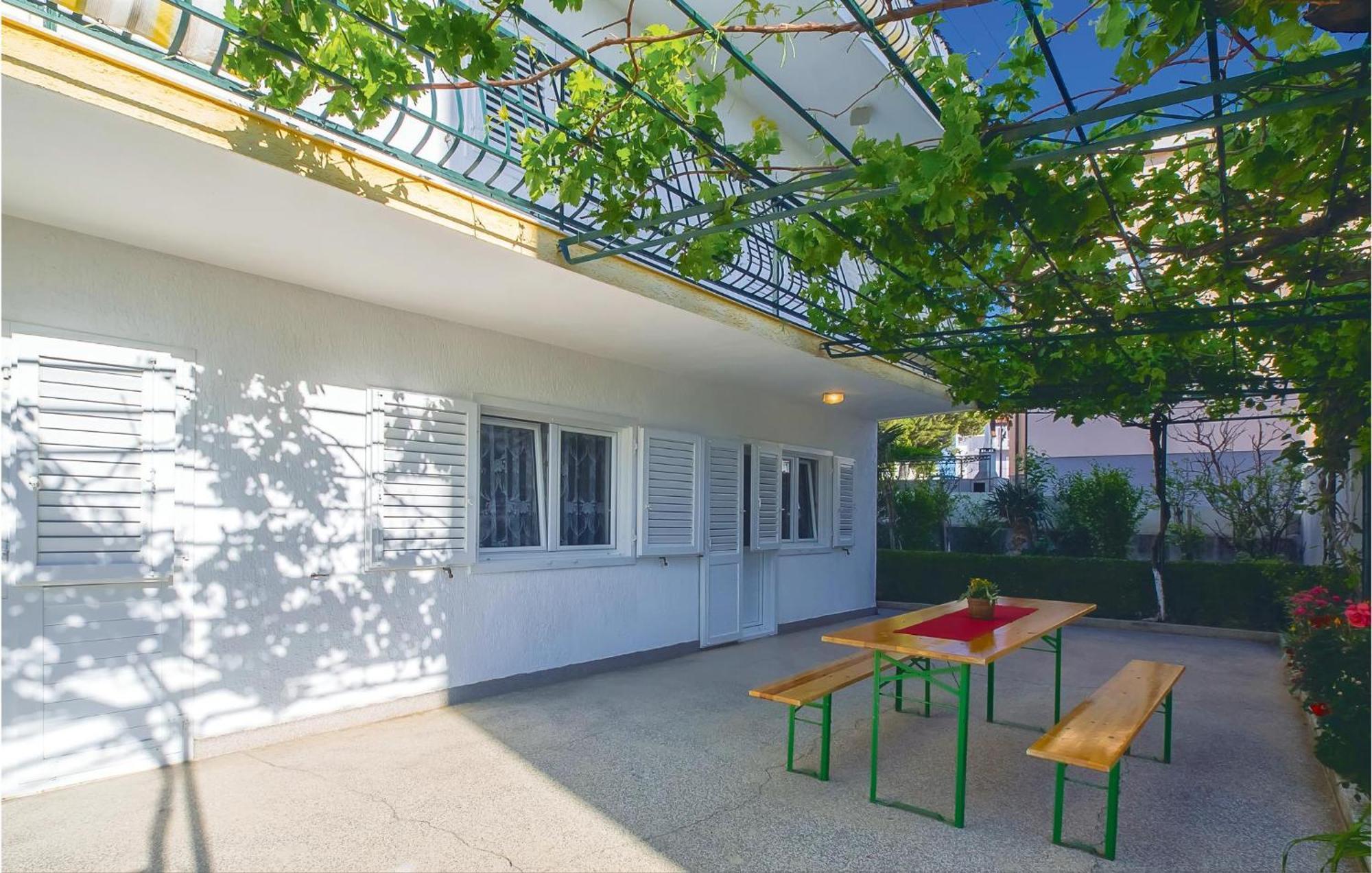Beautiful Apartment In Omis With Wifi Ngoại thất bức ảnh